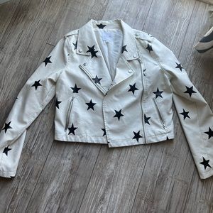 Cute leather jacket!